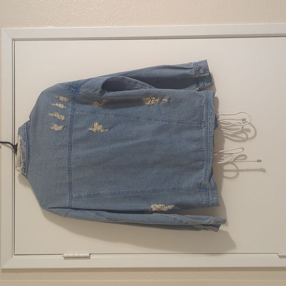 Jean jacket - Picture 3 of 3
